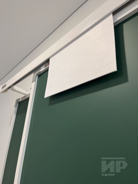 Рельсовая система АЗБУКАСЛОВ для ЖК 75”-86” и ИД  75”- 91” (Р-мел; Н-мел); Посадочное место до 2010х1275 мм