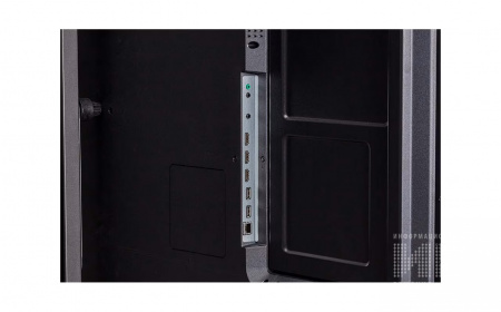 Профессиональный дисплей LG 32UL5Q-E