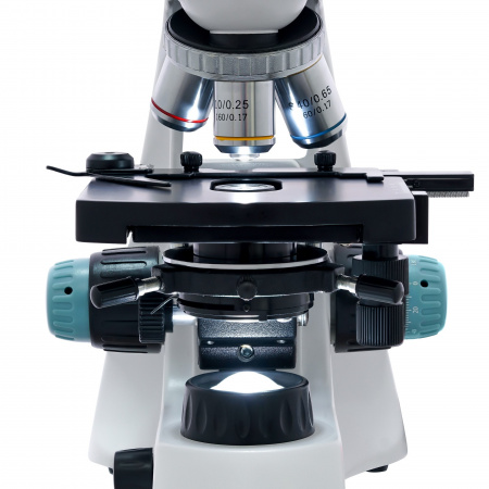 Микроскоп цифровой Levenhuk (Левенгук) D400T, 3,1 Мпикс, тринокулярный