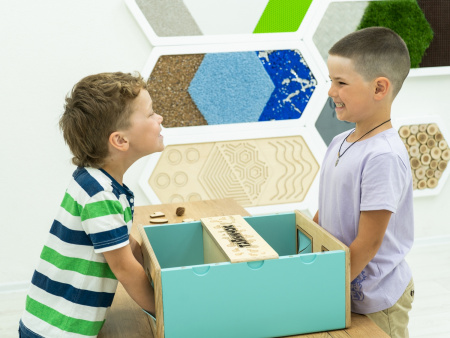 Тактильный развивающий комплект «Тайничок АЛМА»